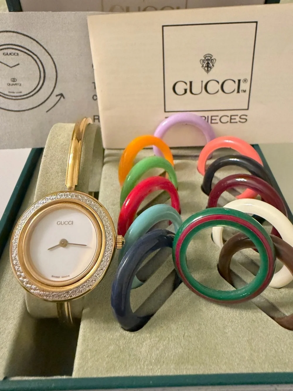 Gucci Diamond Cut Interchangeable Bezel Bangle Watch Set With Box & Papers